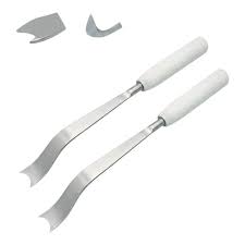 Mueller Femoral Retractor